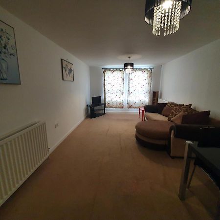 2-Bedroom Back Hilton Area Apartment - Ground Floor, Aberdeen City Center Exterior photo